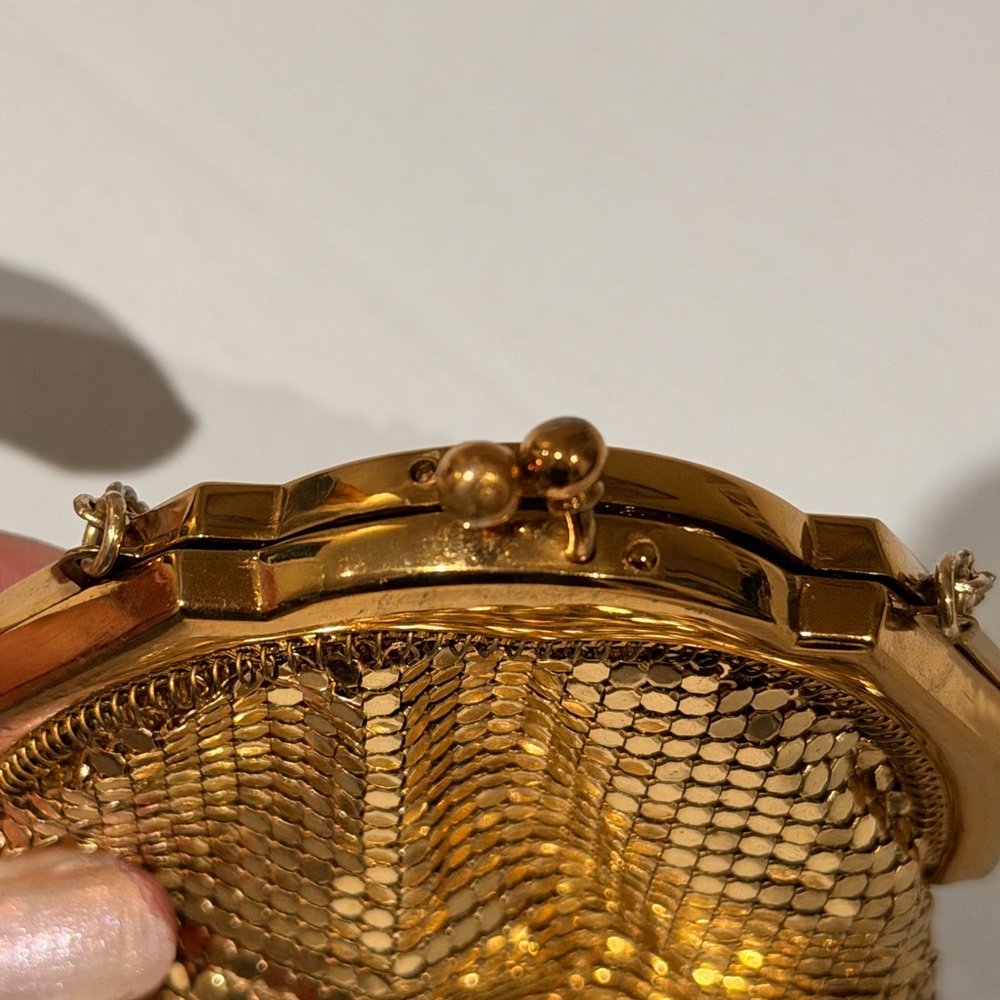 Vintage Gold Chainmail Evening Bag made in USA - Picture 2 of 9